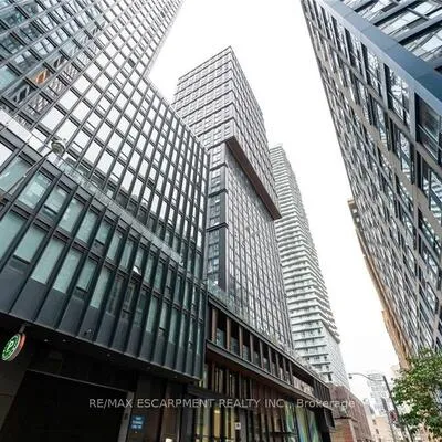 82,&nbsp;Dalhousie, Church-Yonge Corridor, Toronto