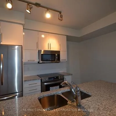 825,&nbsp;Church, Rosedale-Moore Park, Toronto