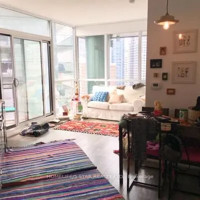 45,&nbsp;CHARLES, Church-Yonge Corridor, Toronto