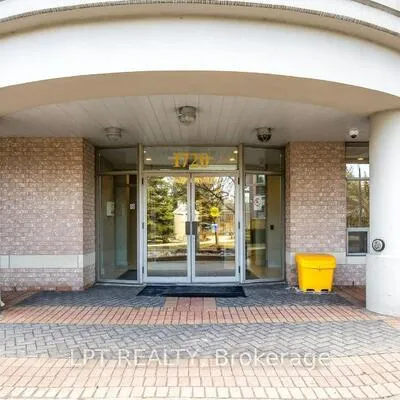 1720,&nbsp;Eglinton, Victoria Village, Toronto