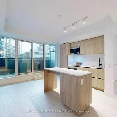 117,&nbsp;Broadway, Mount Pleasant West, Toronto