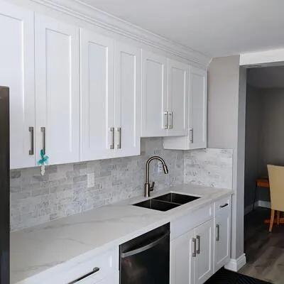 100,&nbsp;Antibes, Westminster-Branson, Toronto