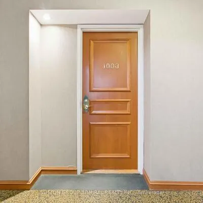 260,&nbsp;Doris, Willowdale East, Toronto