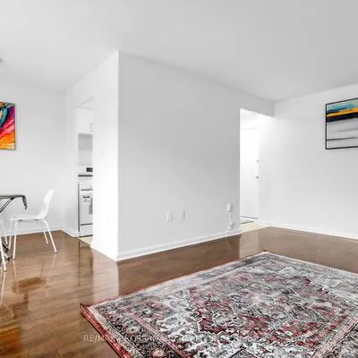 8,&nbsp;Kingsbridge, Westminster-Branson, Toronto