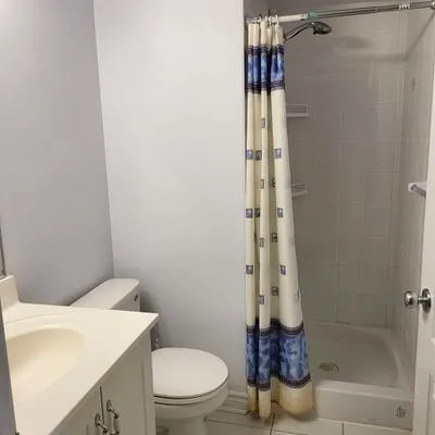 3,&nbsp;Rean, Bayview Village, Toronto