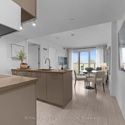 99,&nbsp;Foxbar, Yonge-St. Clair, Toronto