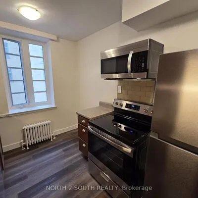 707,&nbsp;Eglinton, Forest Hill South, Toronto
