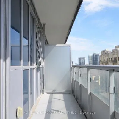591,&nbsp;Sheppard, Bayview Village, Toronto