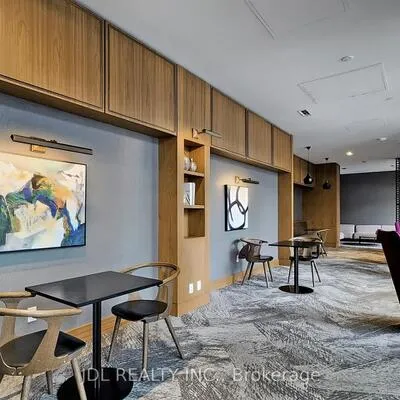 17,&nbsp;Bathurst, Waterfront Communities C1, Toronto