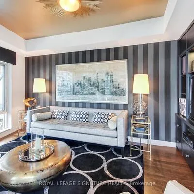 21,&nbsp;Widmer, Waterfront Communities C1, Toronto