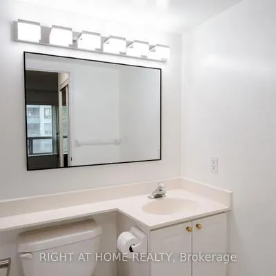 28,&nbsp;Pemberton, Newtonbrook East, Toronto