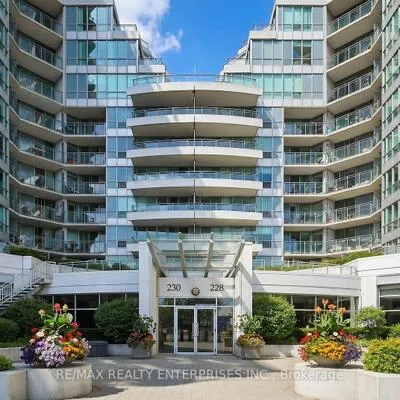 230,&nbsp;Queens, Waterfront Communities C1, Toronto