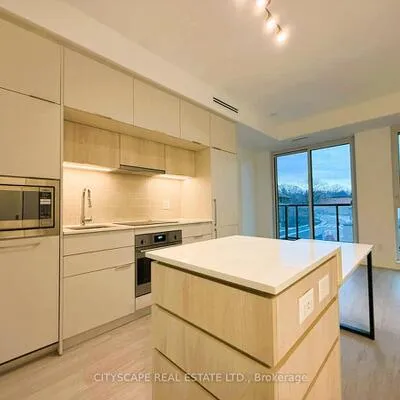 185,&nbsp;Alberta, Oakwood Village, Toronto