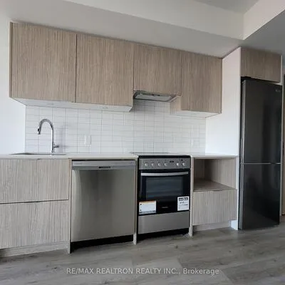 395,&nbsp;Bloor, North St. James Town, Toronto