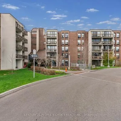 20,&nbsp;Fashion Roseway, Willowdale East, Toronto