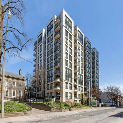 10,&nbsp;Delisle, Yonge-St. Clair, Toronto