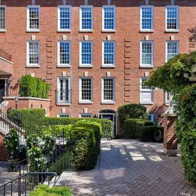 94,&nbsp;Crescent, Rosedale-Moore Park, Toronto