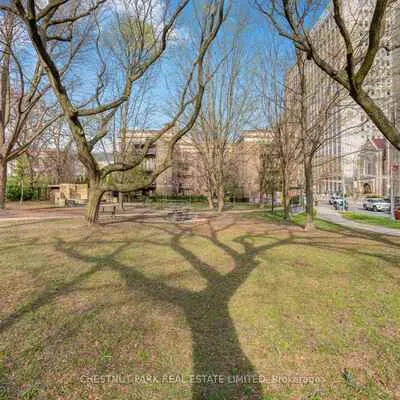 150,&nbsp;St Clair, Yonge-St. Clair, Toronto