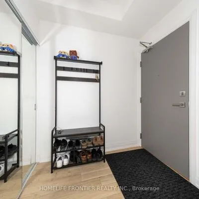 591,&nbsp;Sheppard, Bayview Village, Toronto