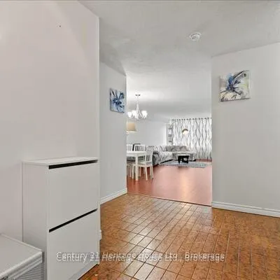45,&nbsp;Carlton, Church-Yonge Corridor, Toronto