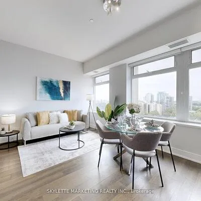 111,&nbsp;St Clair, Yonge-St. Clair, Toronto