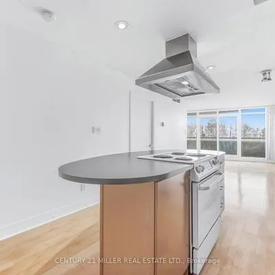 550,&nbsp;Queens, Waterfront Communities C1, Toronto