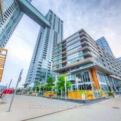 15,&nbsp;Iceboat, Waterfront Communities C1, Toronto