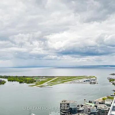 88,&nbsp;Harbour, Waterfront Communities C1, Toronto