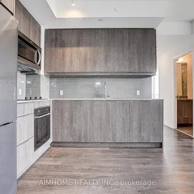 32,&nbsp;Forest Manor, Henry Farm, Toronto