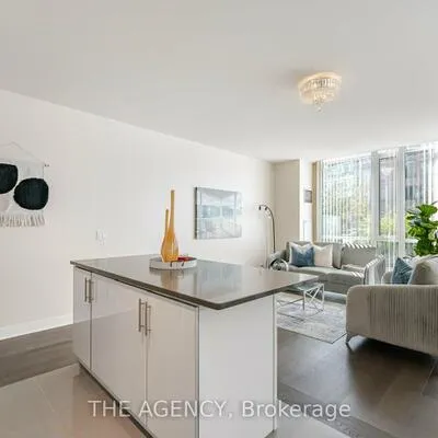825,&nbsp;Church, Rosedale-Moore Park, Toronto