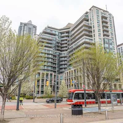 410,&nbsp;Queens, Waterfront Communities C1, Toronto