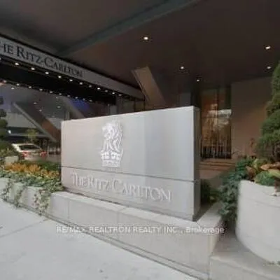 183,&nbsp;Wellington, Waterfront Communities C1, Toronto