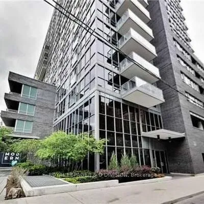 320,&nbsp;Richmond, Moss Park, Toronto