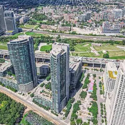 215,&nbsp;Fort York, Niagara, Toronto