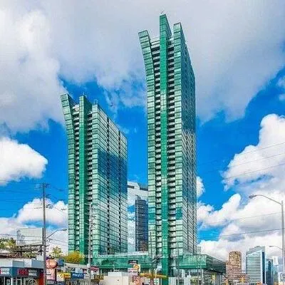 11,&nbsp;Bogert, Lansing-Westgate, Toronto