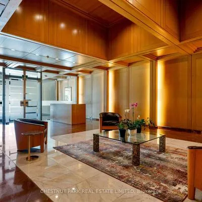 460,&nbsp;Queens, Waterfront Communities C1, Toronto