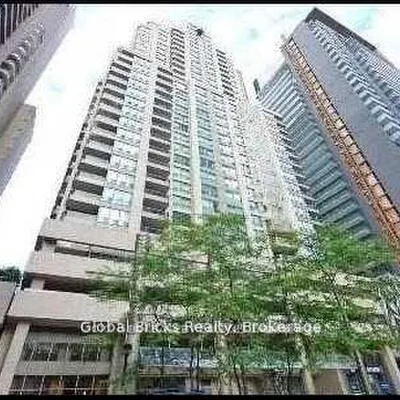 750,&nbsp;Bay, Bay Street Corridor, Toronto