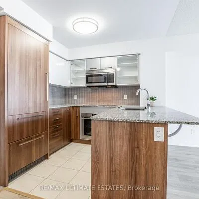 5168,&nbsp;Yonge, Willowdale West, Toronto
