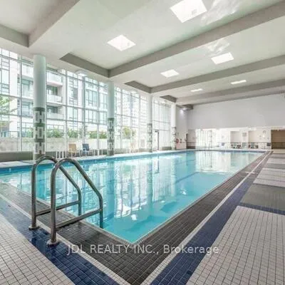 16,&nbsp;Harbour, Waterfront Communities C1, Toronto