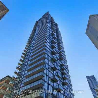 75,&nbsp;St Nicholas, Bay Street Corridor, Toronto