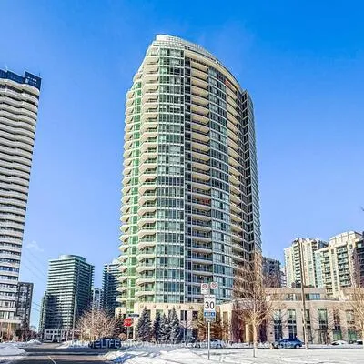 18,&nbsp;Holmes, Willowdale East, Toronto