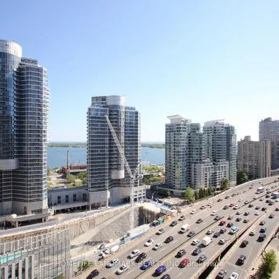 12,&nbsp;York, Waterfront Communities C1, Toronto