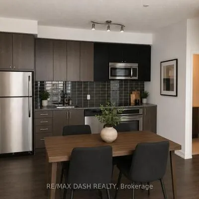 89,&nbsp;Dunfield, Mount Pleasant West, Toronto