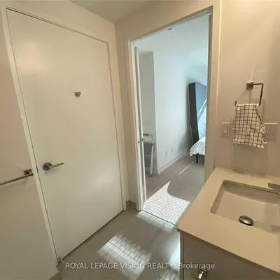 25,&nbsp;Richmond, Church-Yonge Corridor, Toronto