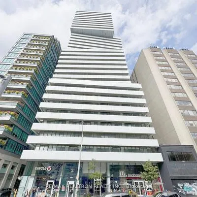 200,&nbsp;Bloor, Annex, Toronto