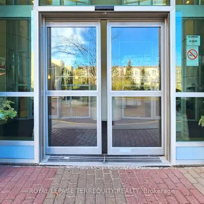 60,&nbsp;Byng, Willowdale East, Toronto