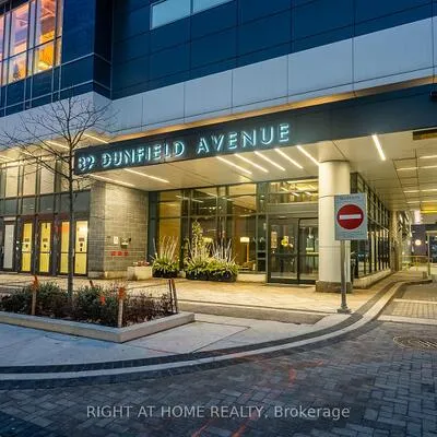 89,&nbsp;Dunfield, Mount Pleasant West, Toronto