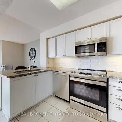 30,&nbsp;Harrison Garden, Willowdale East, Toronto