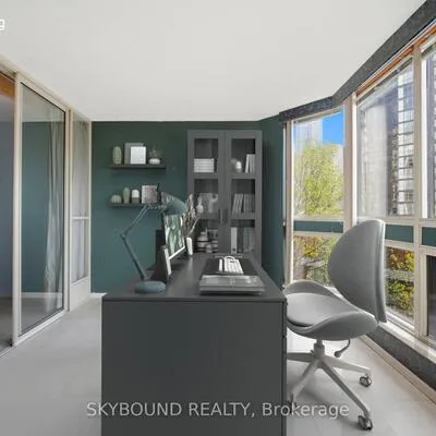 10,&nbsp;Kenneth, Willowdale East, Toronto