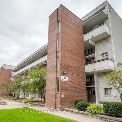 125,&nbsp;Leeward, Flemingdon Park, Toronto